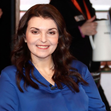 Natalya Nepomnyashcha bei einer TV-Aufzeichnung (Bild: picture alliance/gbrci/Geisler-Fotopress)