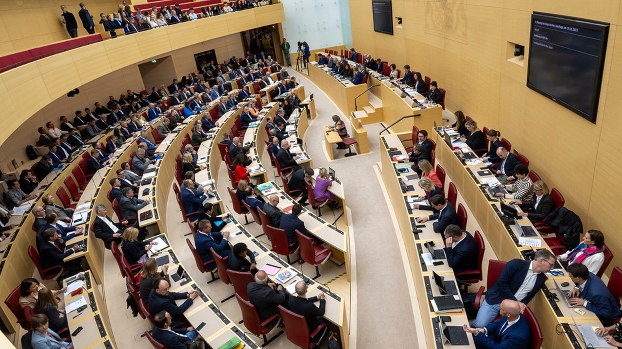 BR24live: Pöbeln im Landtag wird teurer