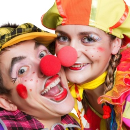 glückliche Clowns
