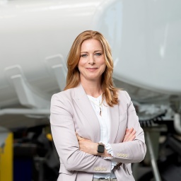 Julia Esterer