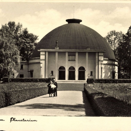 Mannheim Rhein Neckar, Partie am Planetarium