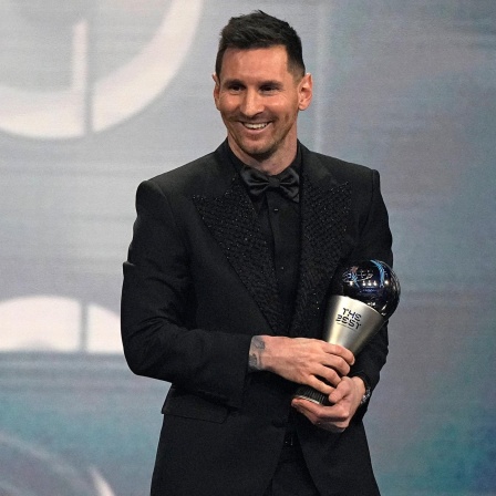 Lionel Messi mit dem "FIFA-The-Best"-Award
