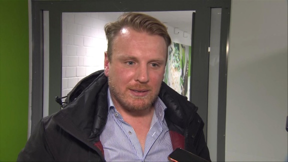 Sportschau - Zuschauer Springt Als Vierter Offizieller Ein