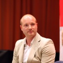 Buchautor und Publizist Michael Kraske im Porträt.