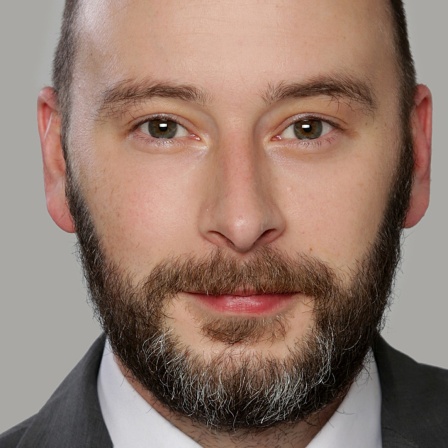 Eric J. Ballbach