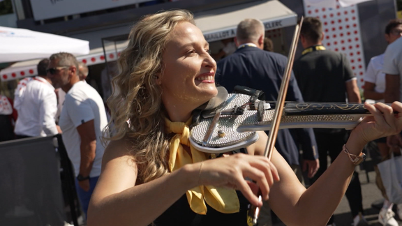 Sportschau Tour De France - Tour-typen - Die Elektro-violinistin