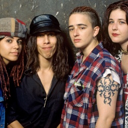 Linda Perry, Louis Metoyer, Christa Hillhouse, Dawn Richardson von der Band 4 Non Blondes 1993 in Bad Mergentheim.