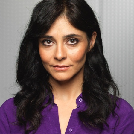 Die Schauspielerin Pegah Ferydoni im Portrait