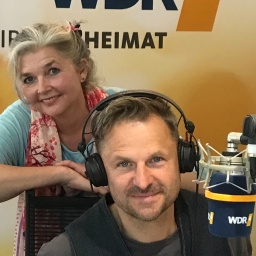 Philipp Hochmair bei Heike Knispel beim WDR 4 