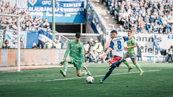 Sportschau Bundesliga - Hamburg Zeigt Wehen Wiesbaden Die Grenzen Auf