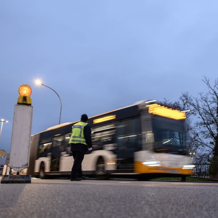 Ein Busfahrer steht wegen fahrlässiger Tötung vor dem Mainzer Amtsgericht.