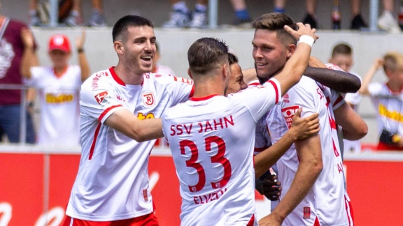 Sportschau - Regensburg Schlägt Dezimierte Darmstädter