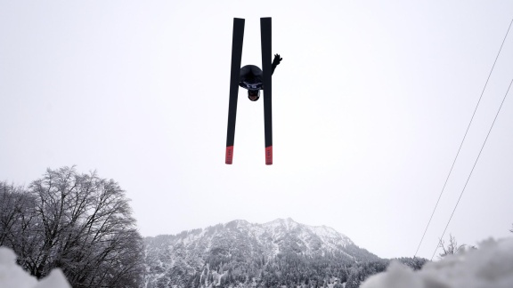 Sportschau Wintersport - Skifliegen Der Männer In Oberstdorf - Die Zusammenfassung