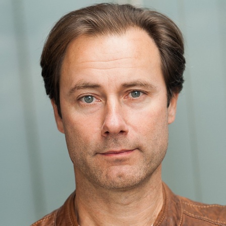 Porträtfoto Politikwissenschaftler Prof. Thomas Biebricher.