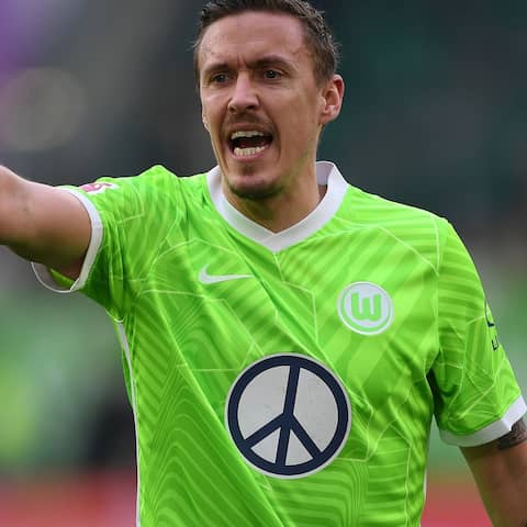 Hat die beim VfL Wolfsburg in ihn gesetzten Erwartungen noch nicht erfüllt: Max Kruse gestikuliert.