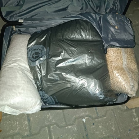 Ein Koffer mit der durch Zollbeamte sichergestellten Droge (Bild: picture alliance/dpa/Zollfahndung Essen) Captagon