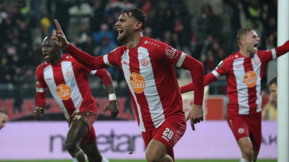 Sportschau - Rot-weiss Essen Dreht 0:2-rückstand Gegen Halle