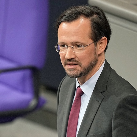 Der SPD-Politiker Dirk Wiese bei einer Rede im Bundestag.