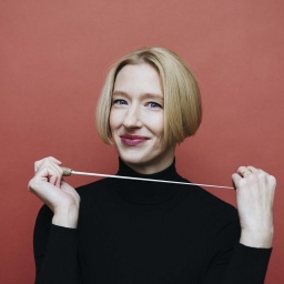 Chefdirigentin Joana Mallwitz_Konzerthaus Berlin_foto: Sima Dehgani