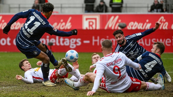 Sportschau Bundesliga - Hsv Rettet Punkt Gegen Schlusslicht Regensburg