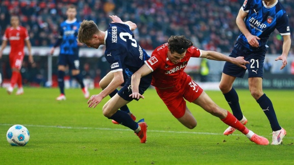 Sportschau Bundesliga - Freiburg Verteidigt Frühe Führung Gegen Heidenheim