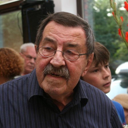Günter Grass eröffnet die Ausstellung seiner Aquarelle