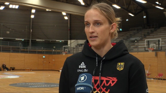 Sportschau - Dbb-spielerin Fiebich - 'wie Nach Hause Kommen'