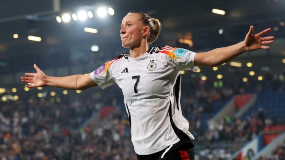 Sportschau - Dfb-frauen Schlagen Polen Dank Leistungssteigerung