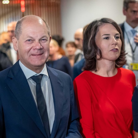 Olaf Scholz und Annalena Baerbock beim Empfang anlässlich des Jubläums der UN-Mitgliedschaft der Bundesrepublik (18.09.2023).