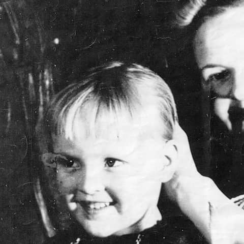 Erika von Brockdorff mit ihrer Tochter Saskia (Bild: rbb/privat/Saskia von Brockdorff)