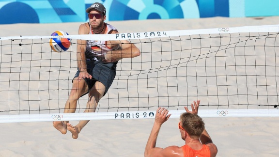 Sportschau Olympia 2024 - Beachvolleyball: Ehlers/wickler Gegen Boermanns/de Groot Im Re-live