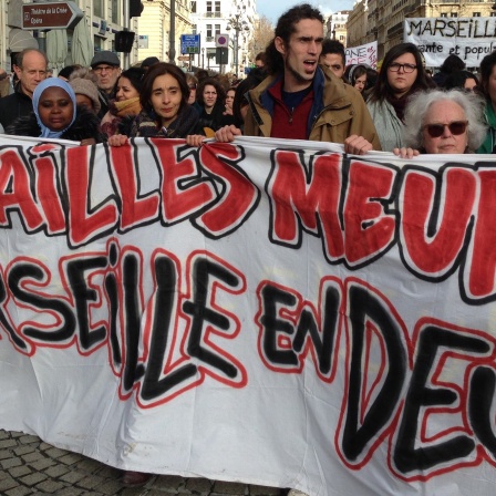 Demonstration im Marseiller Stadtteil Noailles : &#034;Noailles stirbt. Marseille trauert.&#034;