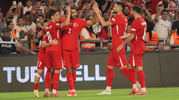 Sportschau - Türkei Siegt Klar Gegen Island