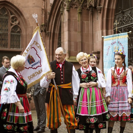 Am Sonntagnachmittag tanzt die Kirche - Internationale Gemeinden in Hessen