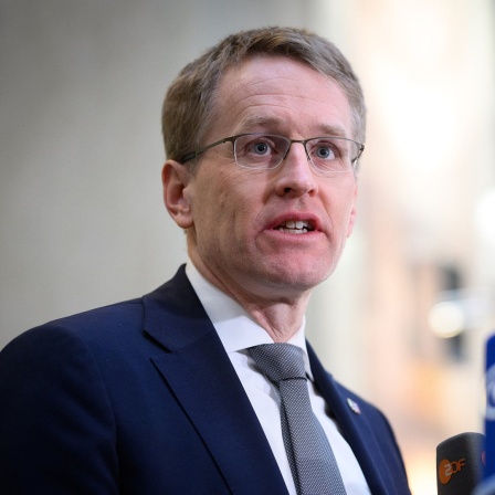 Daniel Günther (CDU), Ministerpräsident von Schleswig-Holstein, äußert sich nach der Abstimmung in der Plenarsitzung im Deutschen Bundesrat. 