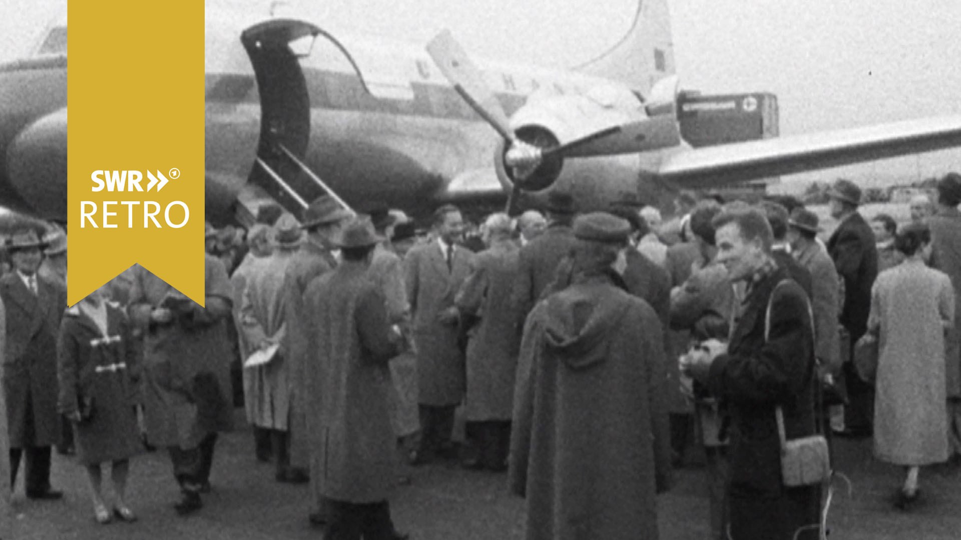 SWR Retro - Abendschau: Eröffnungsflug Stuttgart - Zürich | ARD Mediathek