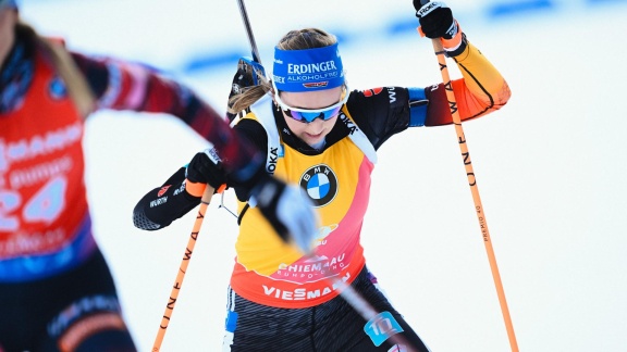 Sportschau Wintersport - Massenstart Der Frauen In Ruhpolding - Die Zusammenfassung