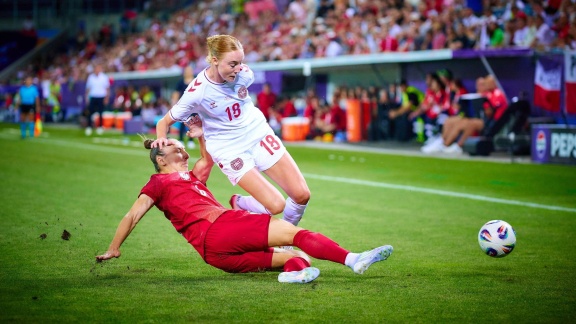 Coverbild Deutschland / Giulia Gwinn