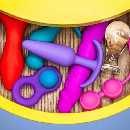 Eine Stunde Liebe · Sextoys