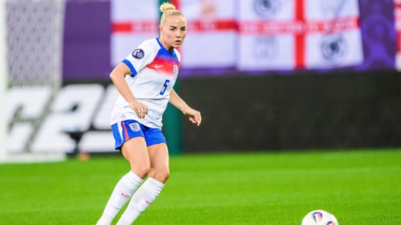 Coverbild Deutschland / Giulia Gwinn