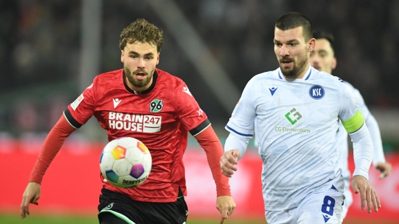 Sportschau Bundesliga - Hannover Rettet Remis Gegen Karlsruhe