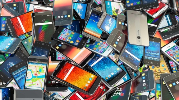 Morgenmagazin - Service: Lebensdauer Von Smartphones