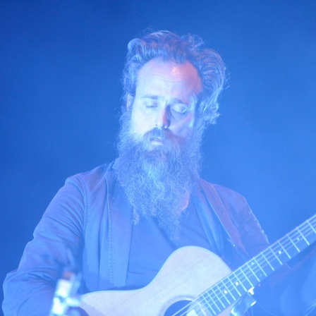 IRON & WINE (Saenger Samuel "Sam" Ervin Beam)