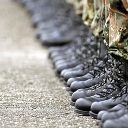 Stiefel von Bundeswehrsoldaten