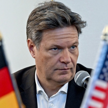 Vizekanzler und Bundesminister für Wirtschaft und Klimaschutz, Robert Habeck (Bündnis 90/Die Grünen), trifft deutsche und US-Unternehmensvertreterinnen und Vertreter zu einem Roundtable-Gespräch in Chicago (USA).