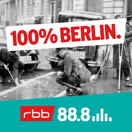 Berliner Polizisten (Quelle: imago/United Archives International)