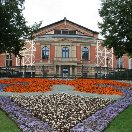 Gespräch mit Benedikt Stegmayer zur Planung der Bayreuther Festspiele 2021