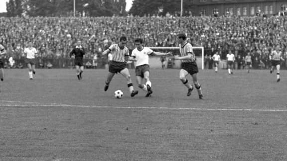 Sportschau - Fc Bayerns Bundesliga-debüt - Ausgerechnet Gegen 1860