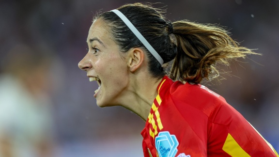 Coverbild Deutschland / Giulia Gwinn