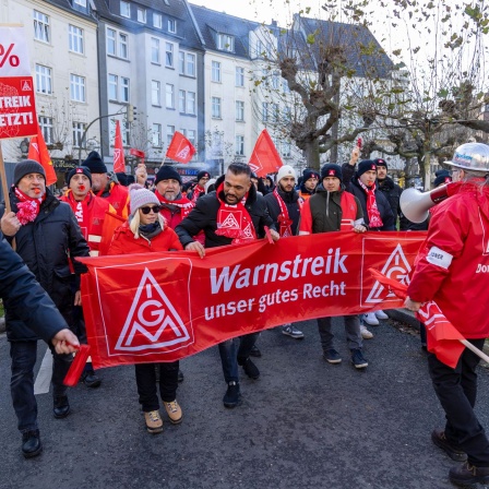 Warnstreik in der Tarifrunde Eisen- und Stahlindustrie